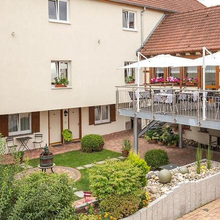 Au Soleil Hotel Wettolsheim Exterior foto